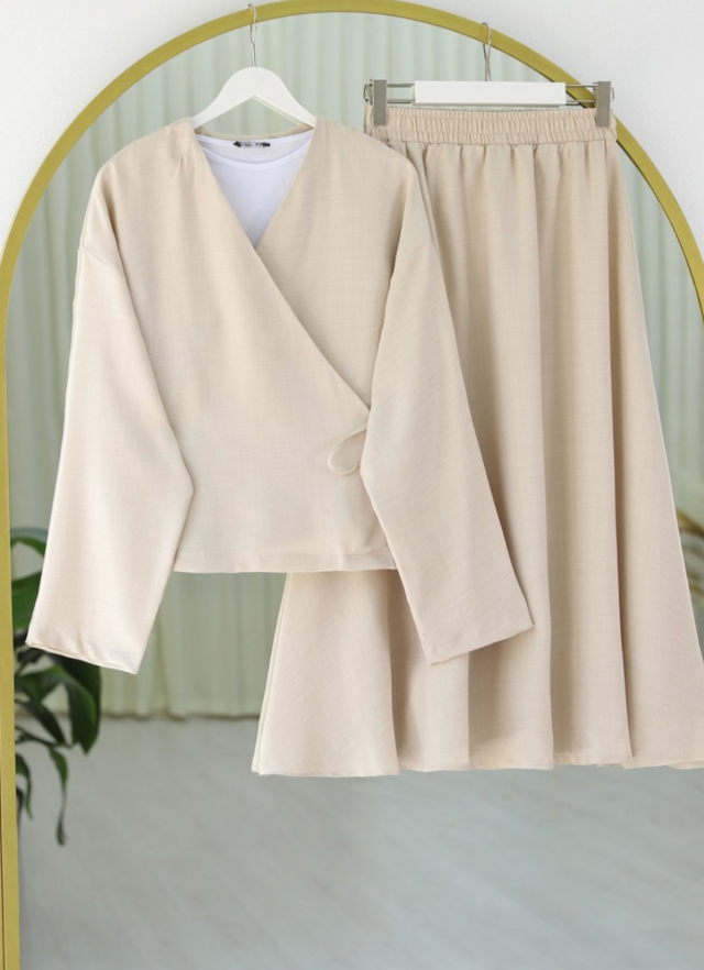 Ensemble kimono-jupe