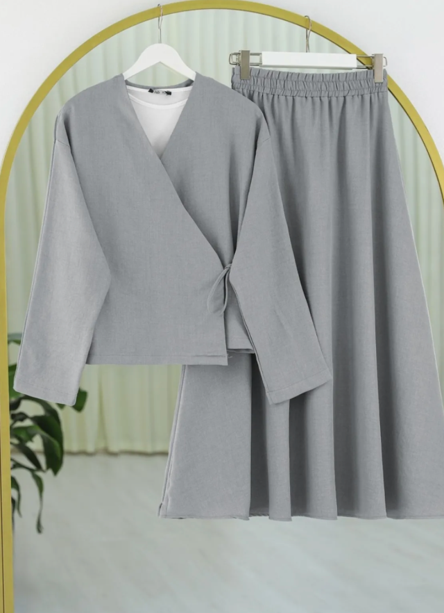 Ensemble kimono-jupe