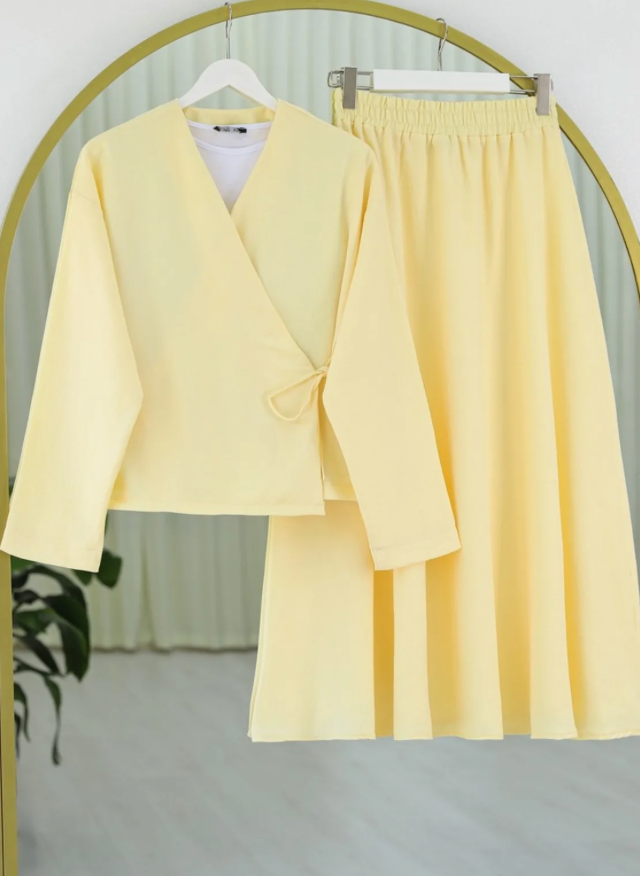 Ensemble kimono-jupe