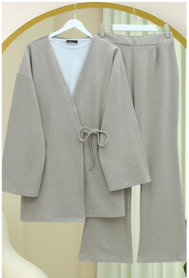 Ensemble kimono-pantalon