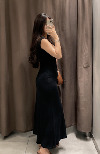 Robe Longue Noire Boutonnée