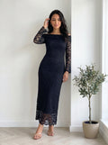 Robe longue dentelle noire - plein pied